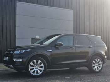 Used Land Rover Discovery Sport 2017 for sale - 74119755: Photo