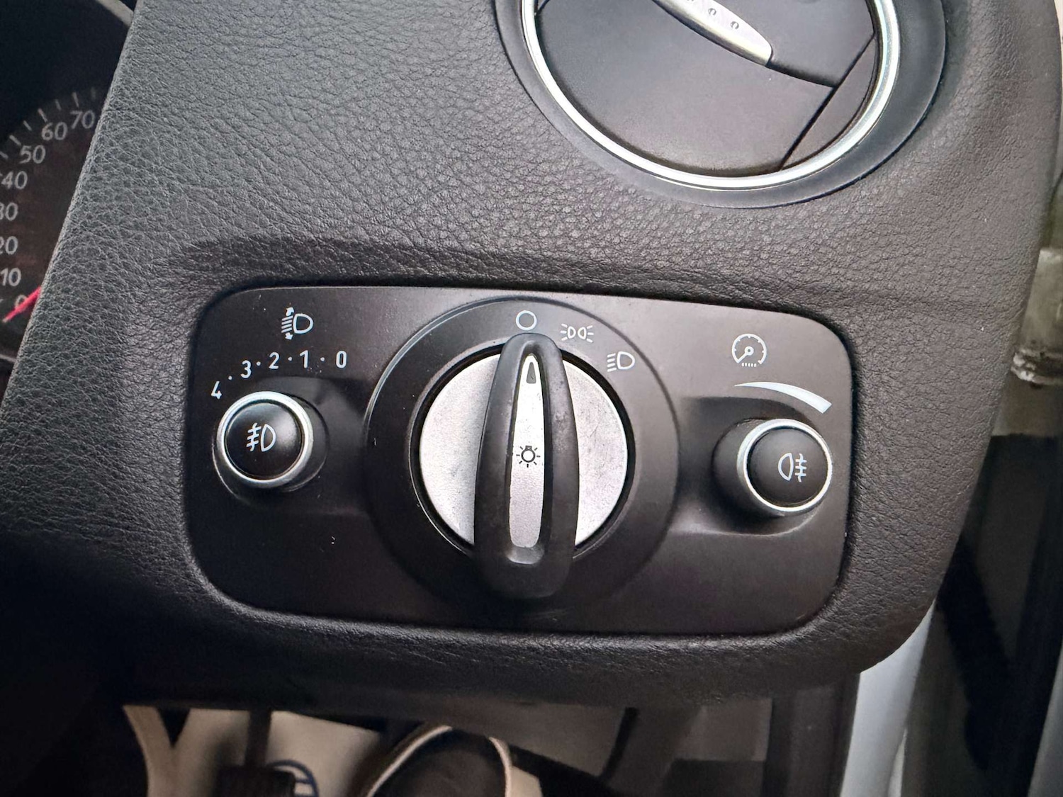 Used Ford Mondeo 2012 for sale - 76495893: Photo 13