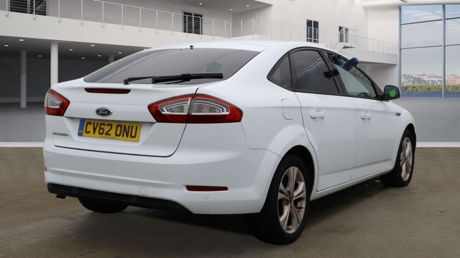Used Ford Mondeo 2012 for sale - 76495893: Photo 4