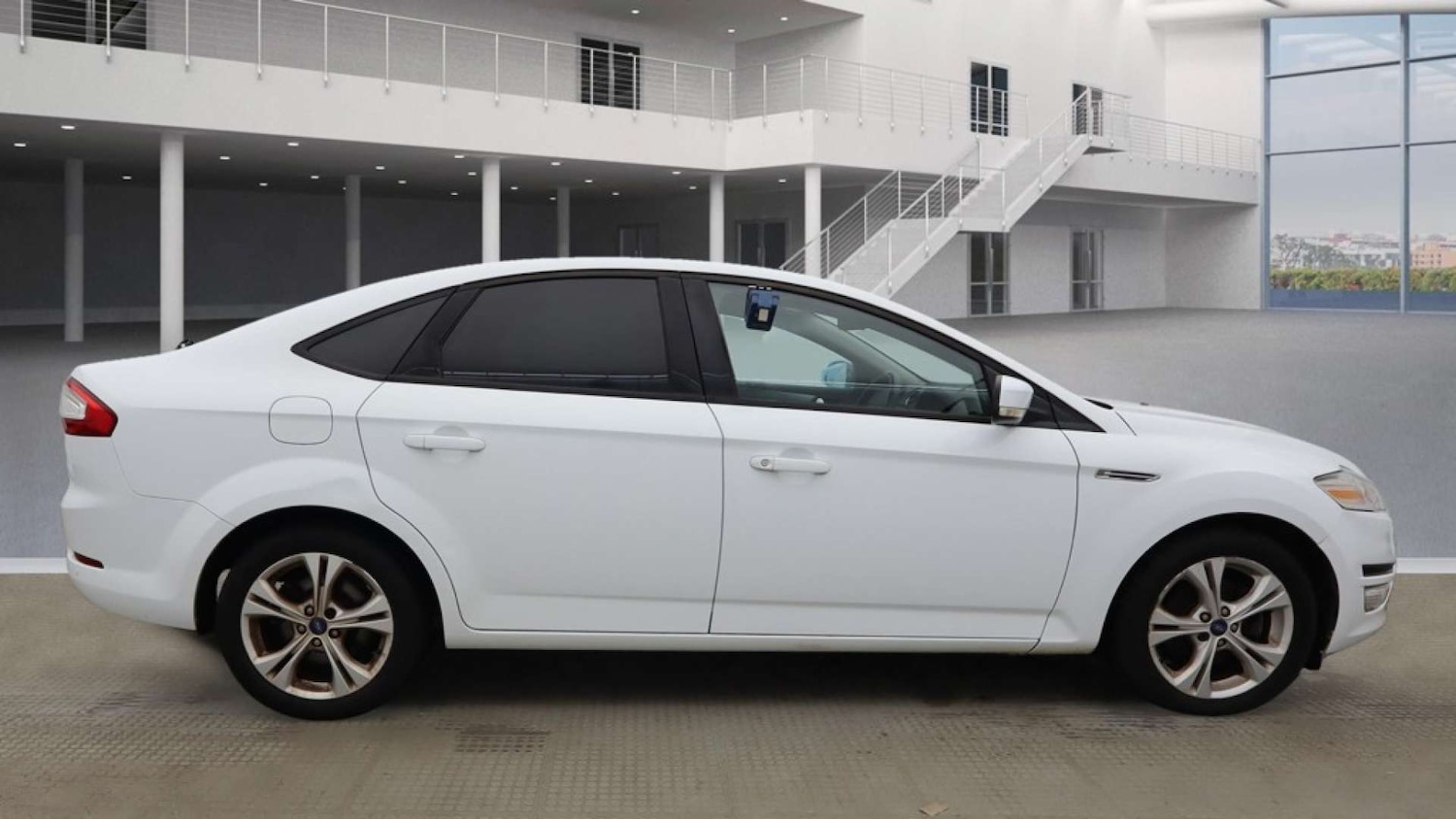 Used Ford Mondeo 2012 for sale - 76495893: Photo 5