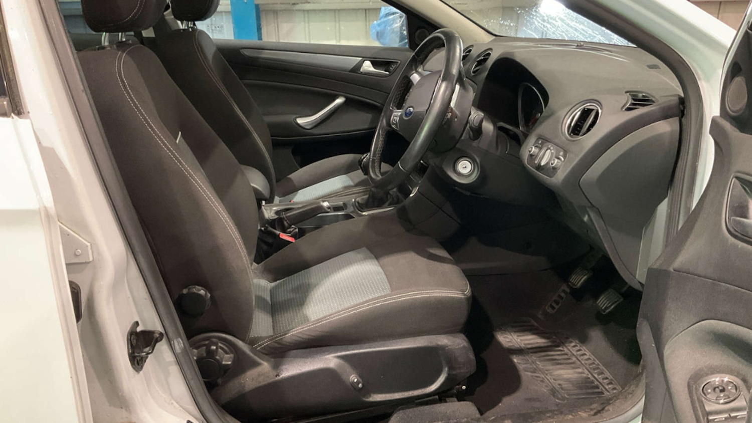 Used Ford Mondeo 2012 for sale - 76495893: Photo 8