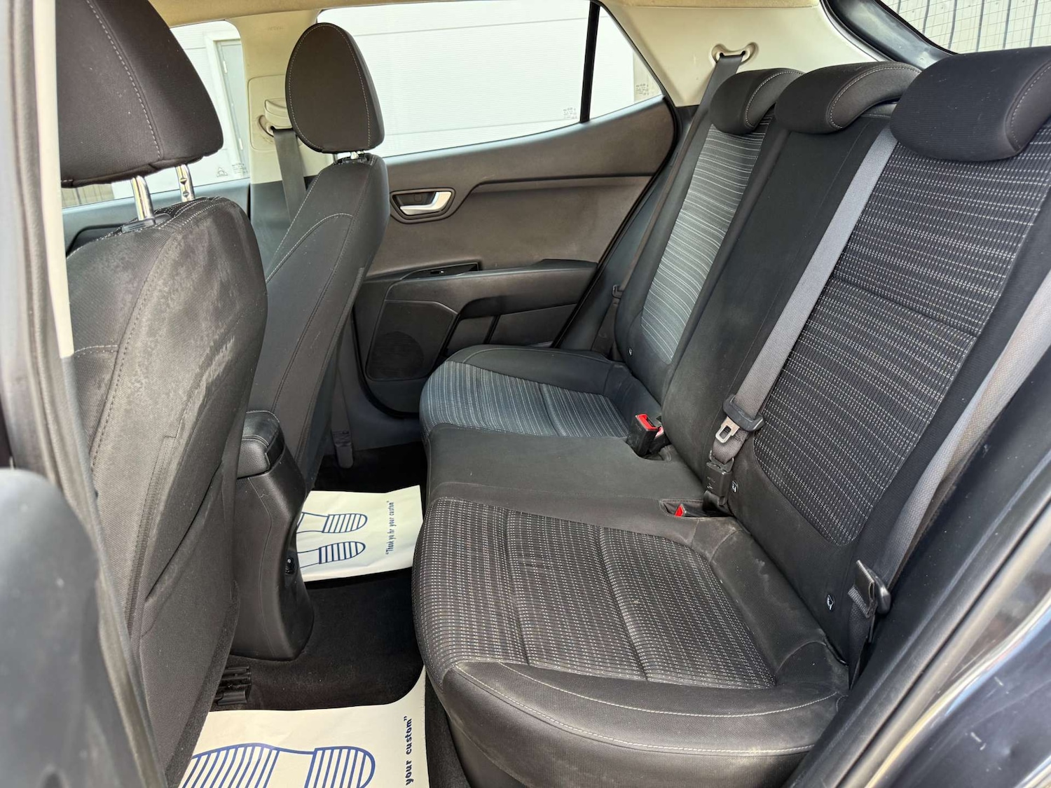 Used Kia Stonic 2018 for sale - 77205131: Photo 15