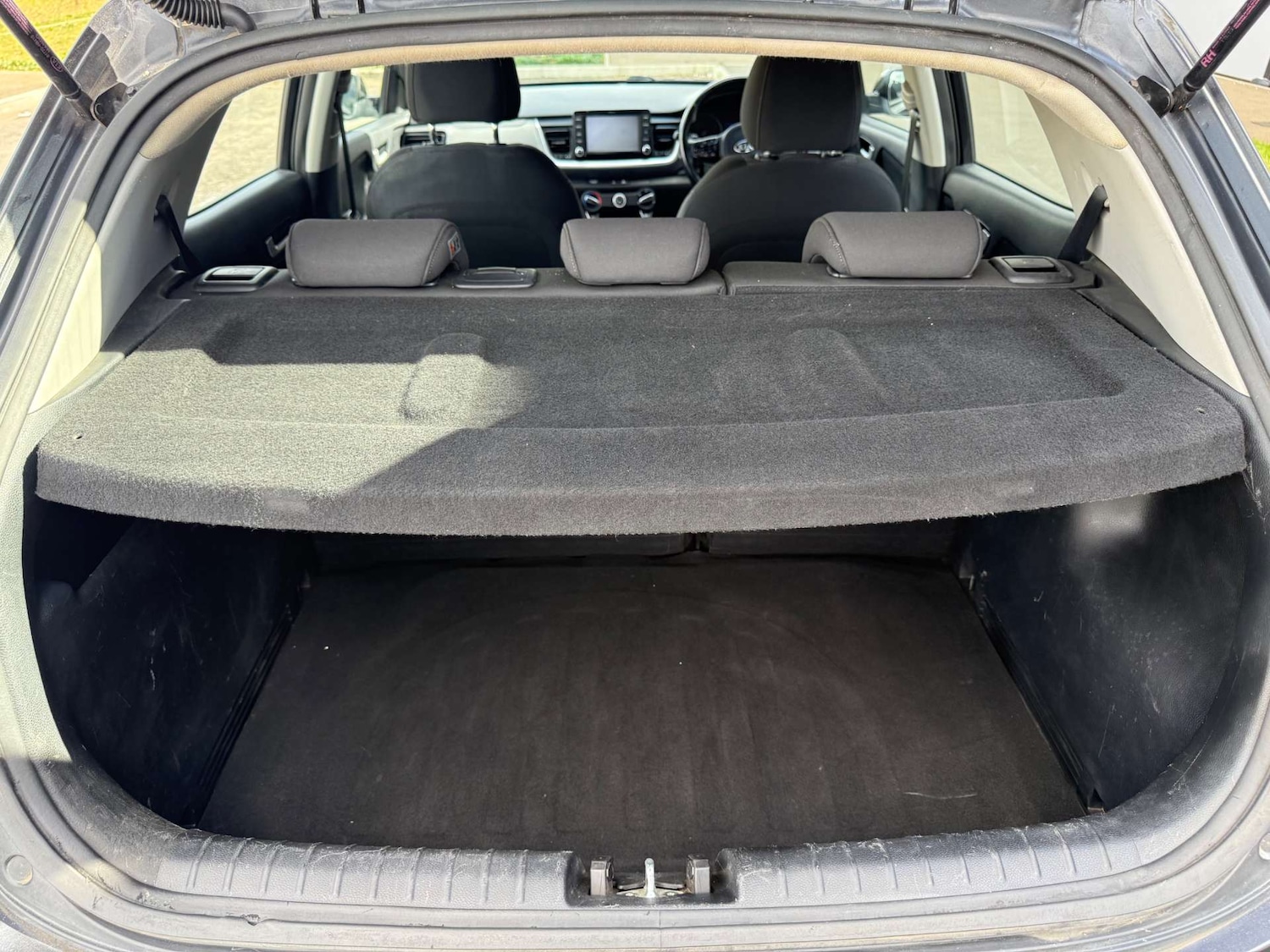 Used Kia Stonic 2018 for sale - 77205131: Photo 16