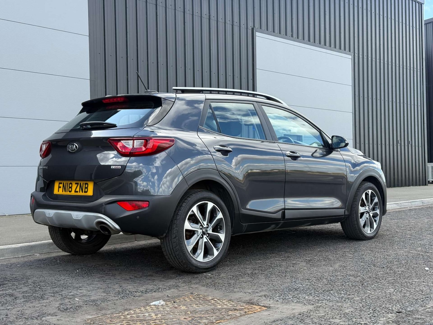 Used Kia Stonic 2018 for sale - 77205131: Photo 5