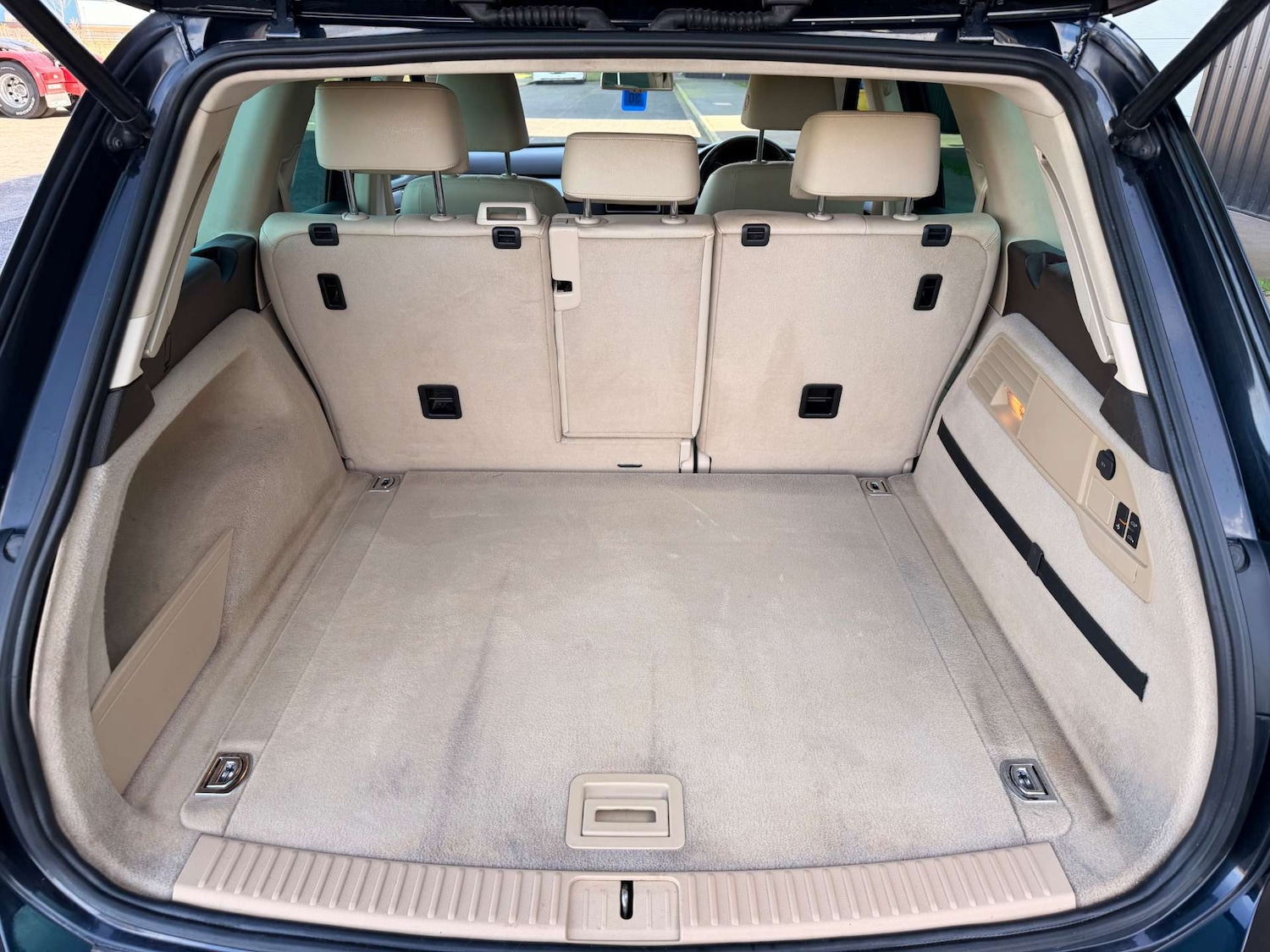 Used Volkswagen Touareg 2015 for sale - 77270764: Photo 20