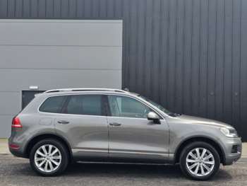 Used Volkswagen Touareg 2012 for sale - 74718008: Photo