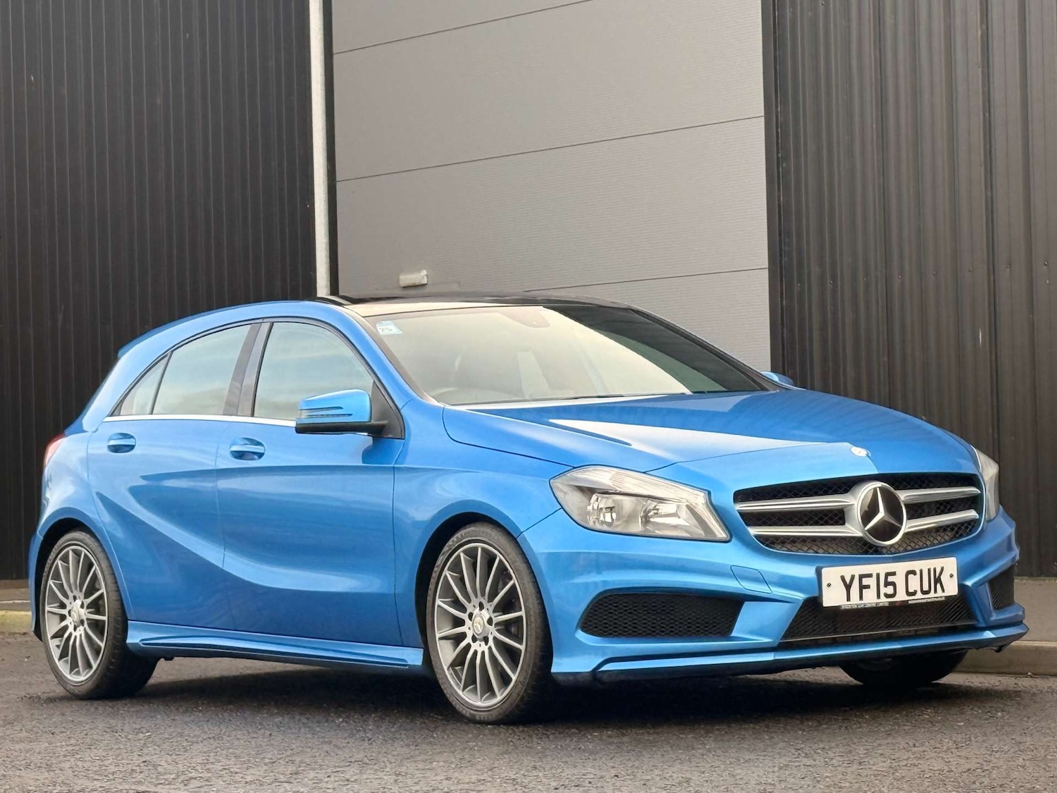 Used Mercedes-Benz A-Class 2015 for sale - 76172789: Photo 1