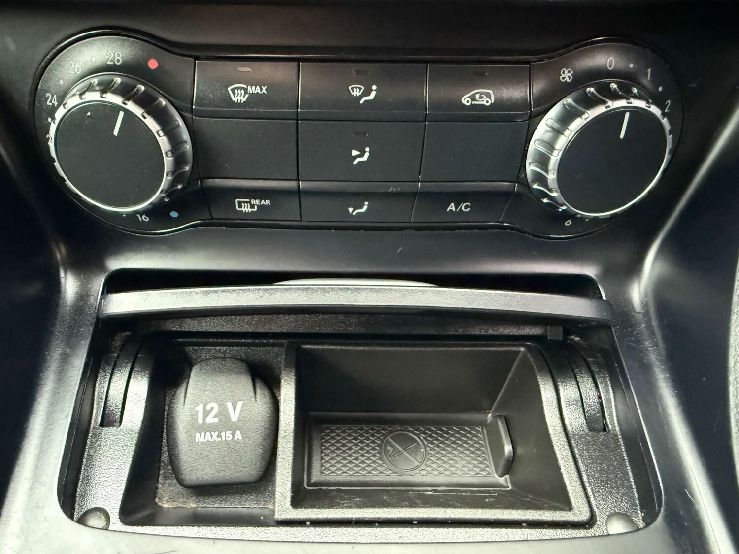 Used Mercedes-Benz A-Class 2015 for sale - 76172789: Photo 11