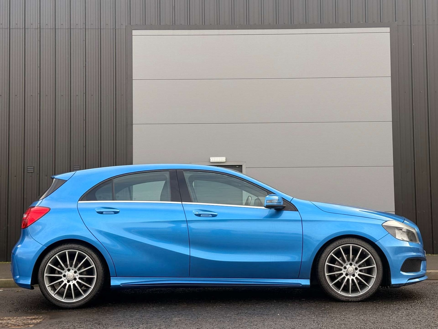 Used Mercedes-Benz A-Class 2015 for sale - 76172789: Photo 6