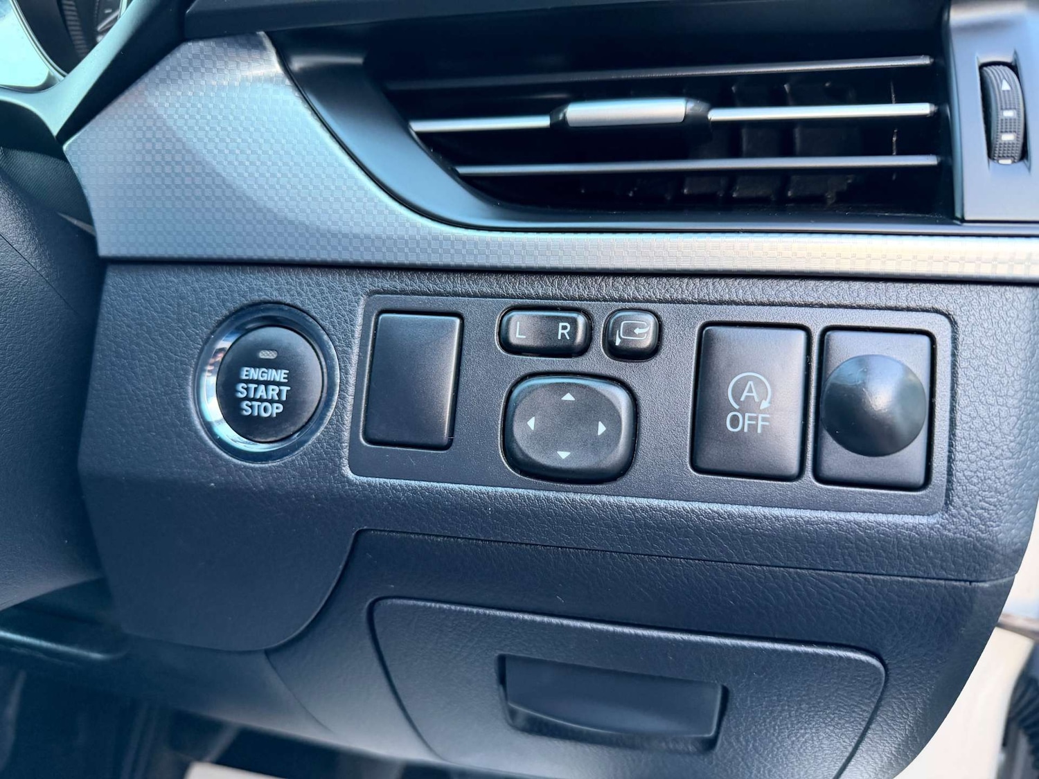 Used Toyota Avensis 2016 for sale - 77836457: Photo 18