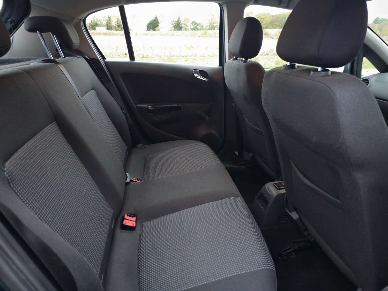 Used Vauxhall Corsa 2011 for sale - 76280395: Photo 12