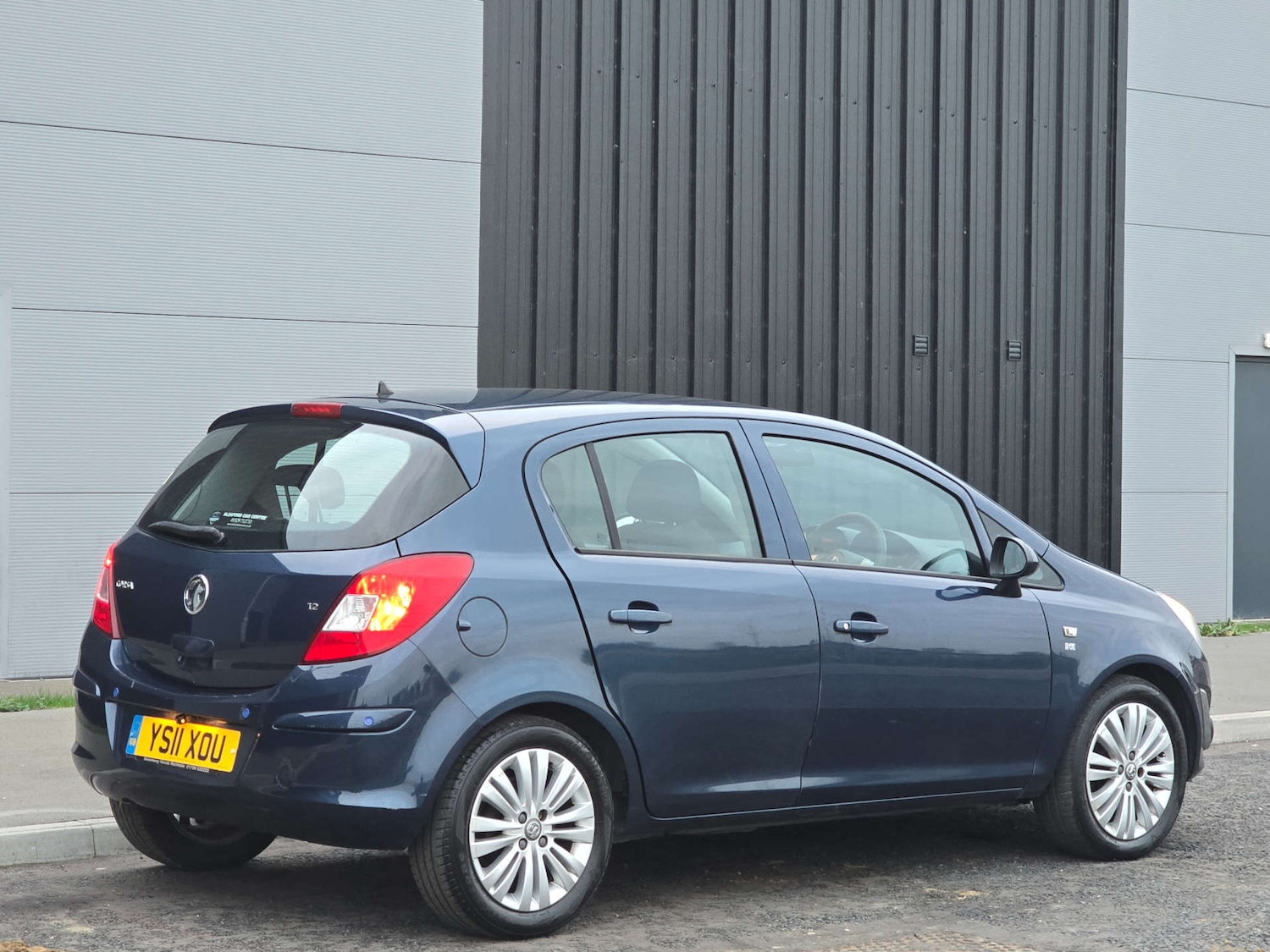 Used Vauxhall Corsa 2011 for sale - 76280395: Photo 4