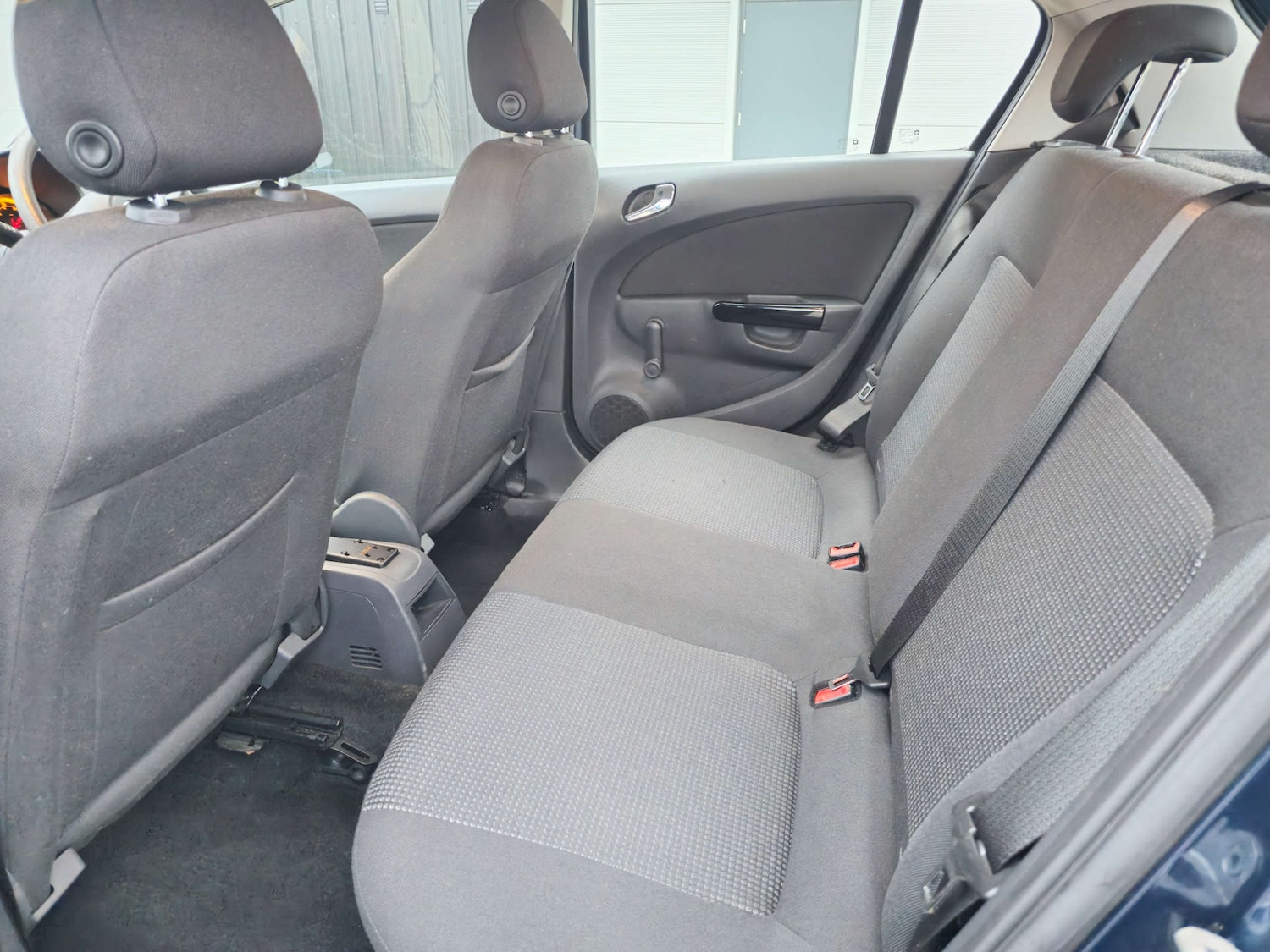 Used Vauxhall Corsa 2011 for sale - 76280395: Photo 9