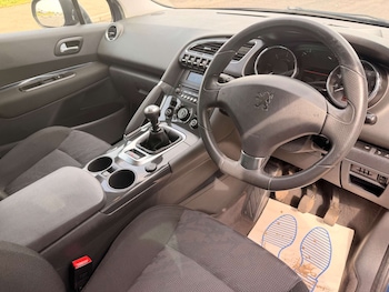 Used Peugeot 3008 2010 for sale - 78656030: Photo