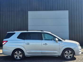Used Ssangyong Turismo 2015 for sale - 74634676: Photo