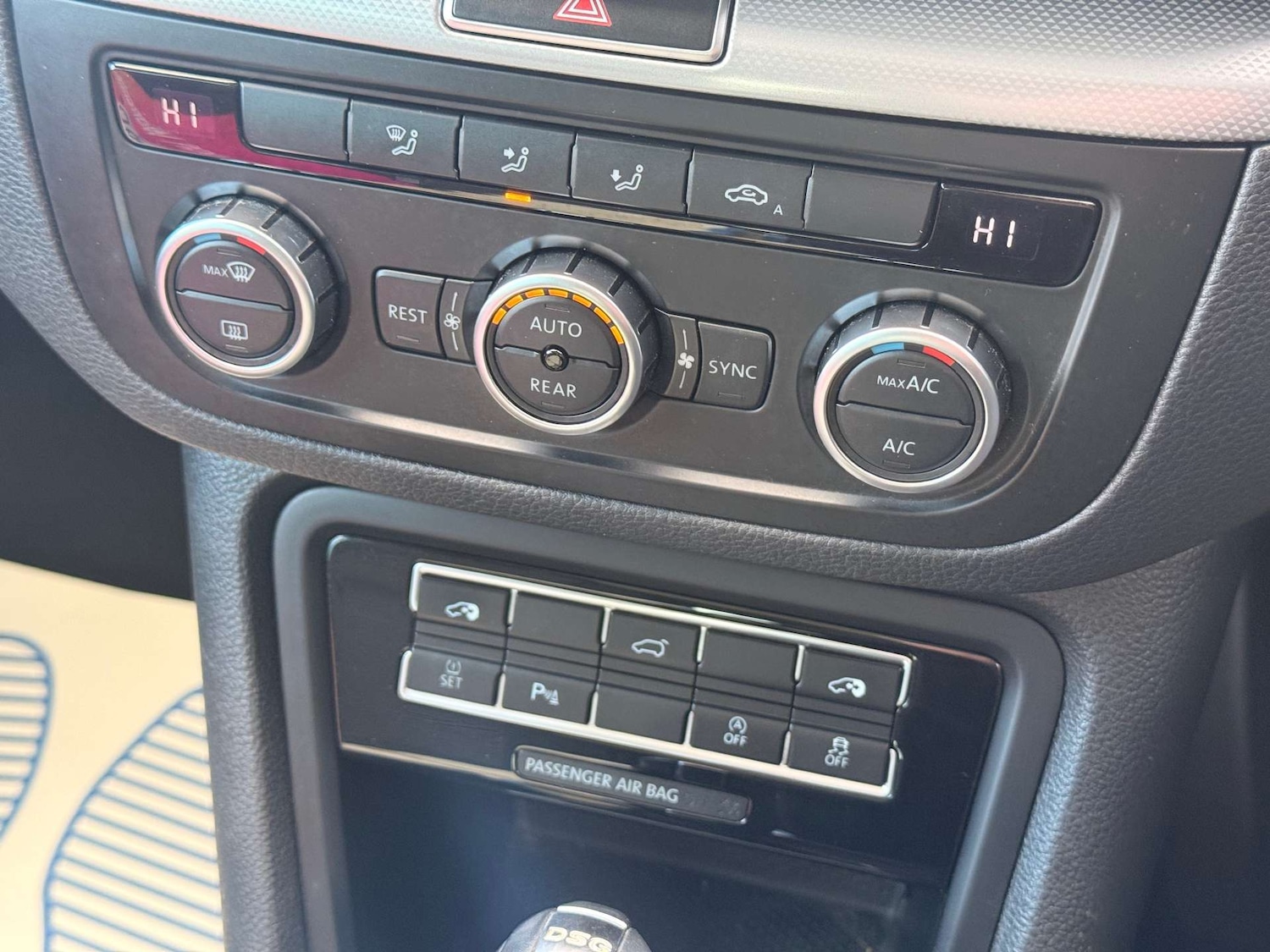 Used Volkswagen Sharan 2014 for sale - 76618141: Photo 15