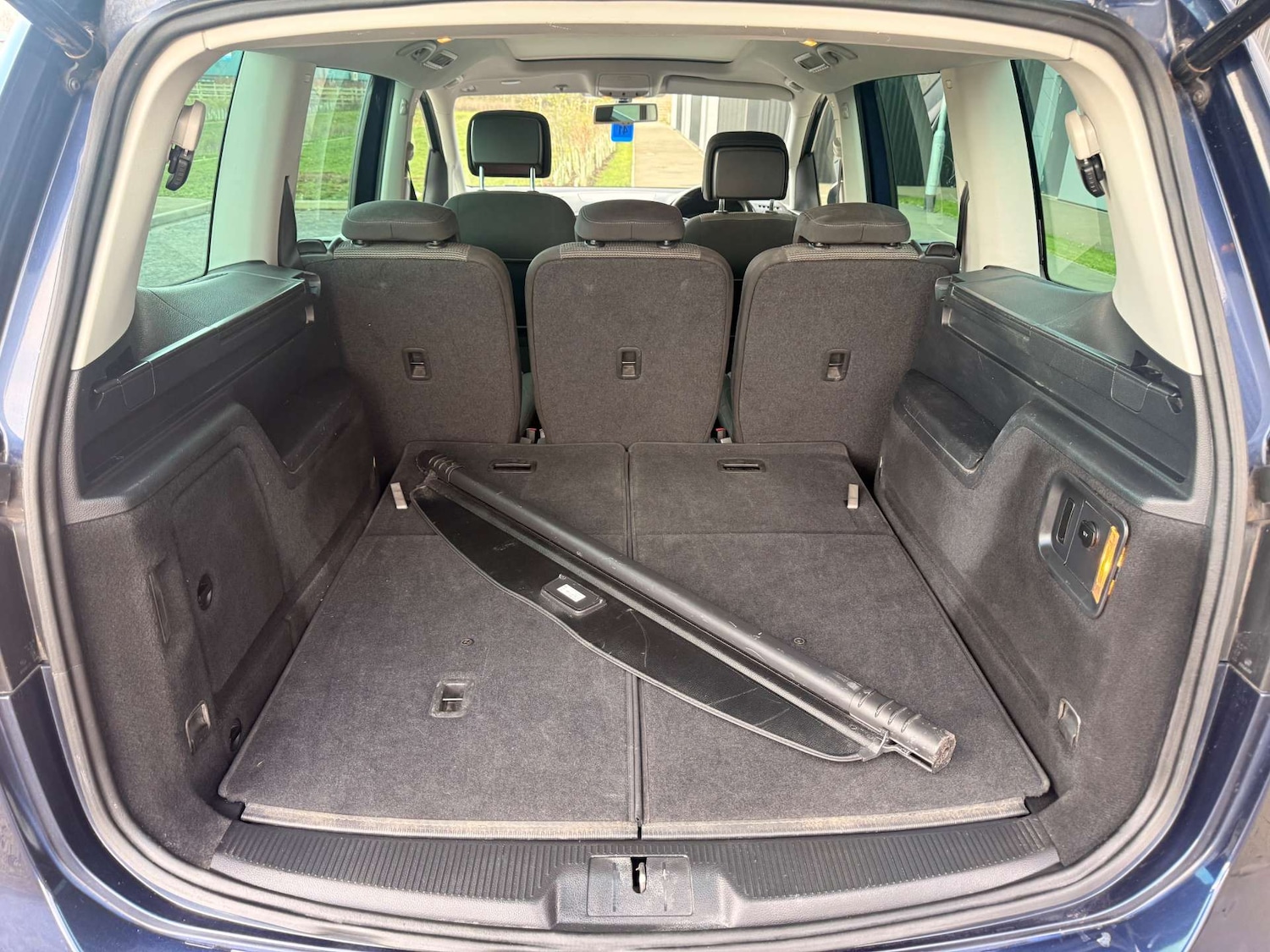 Used Volkswagen Sharan 2014 for sale - 76618141: Photo 24