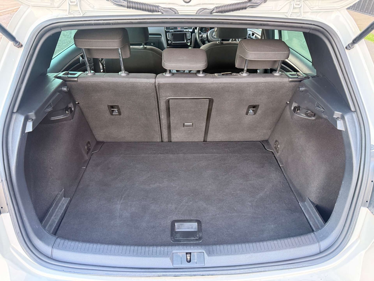 Used Volkswagen Golf 2015 for sale - 76642996: Photo 23