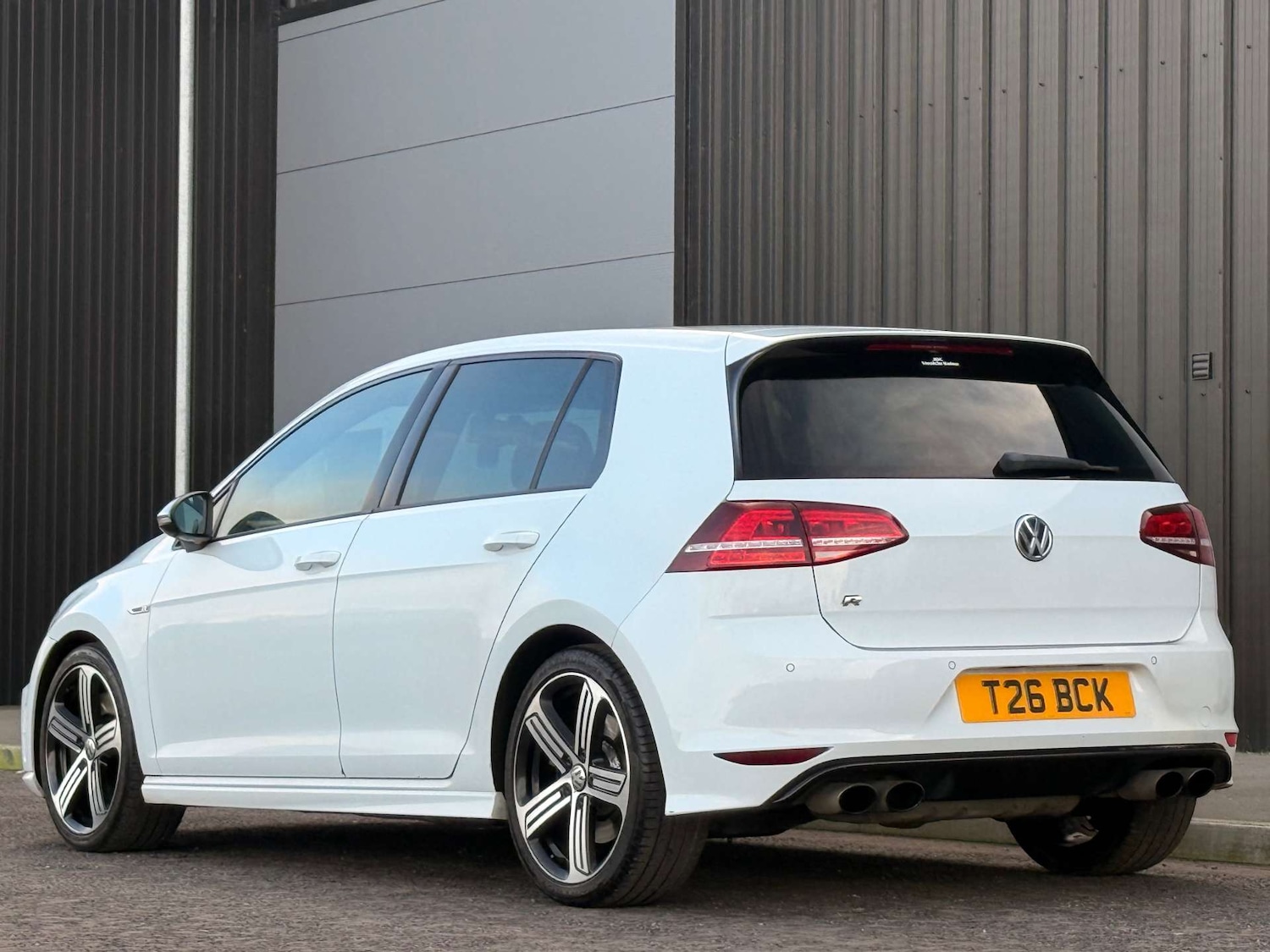 Used Volkswagen Golf 2015 for sale - 76642996: Photo 5