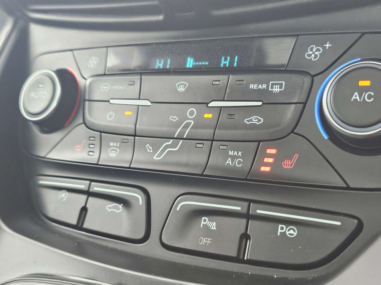 Used Ford C-Max 2018 for sale - 76266404: Photo 28