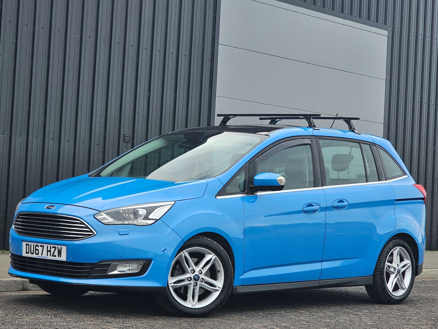 Used Ford C-Max 2018 for sale - 76266404: Photo 3