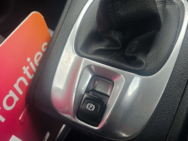 Used Vauxhall Meriva 2015 for sale - 74967351: Photo 16