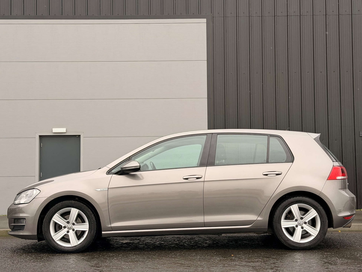 Used Volkswagen Golf 2016 for sale - 76770242: Photo 5