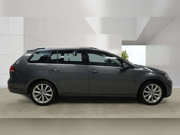 Used Volkswagen Golf 2019 for sale - 78415351: Photo