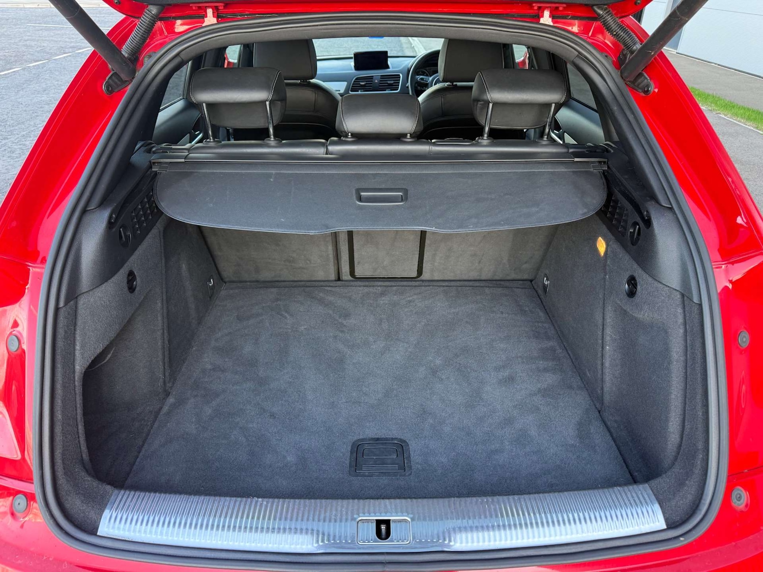 Used Audi Q3 2015 for sale - 76065856: Photo 21