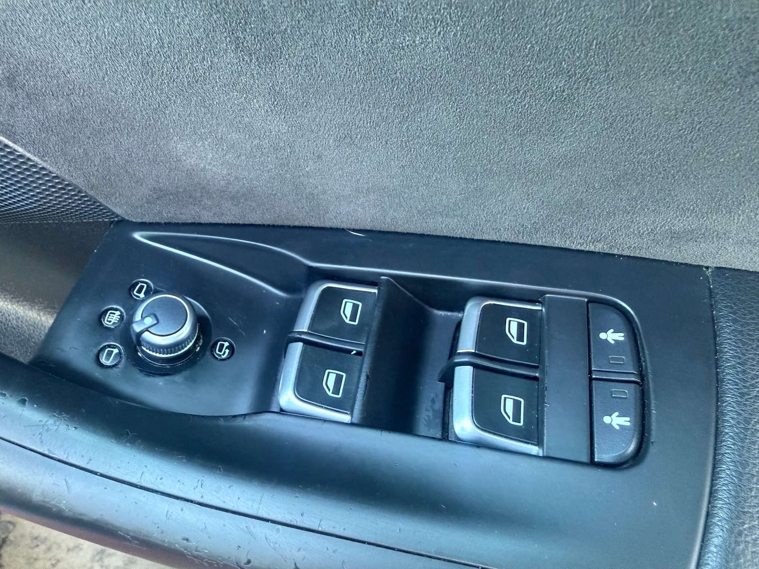 Used Audi Q3 2015 for sale - 76065856: Photo 23