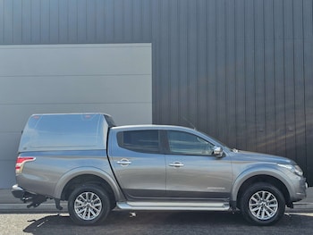 Used Mitsubishi L200 2017 for sale - 75332123: Photo
