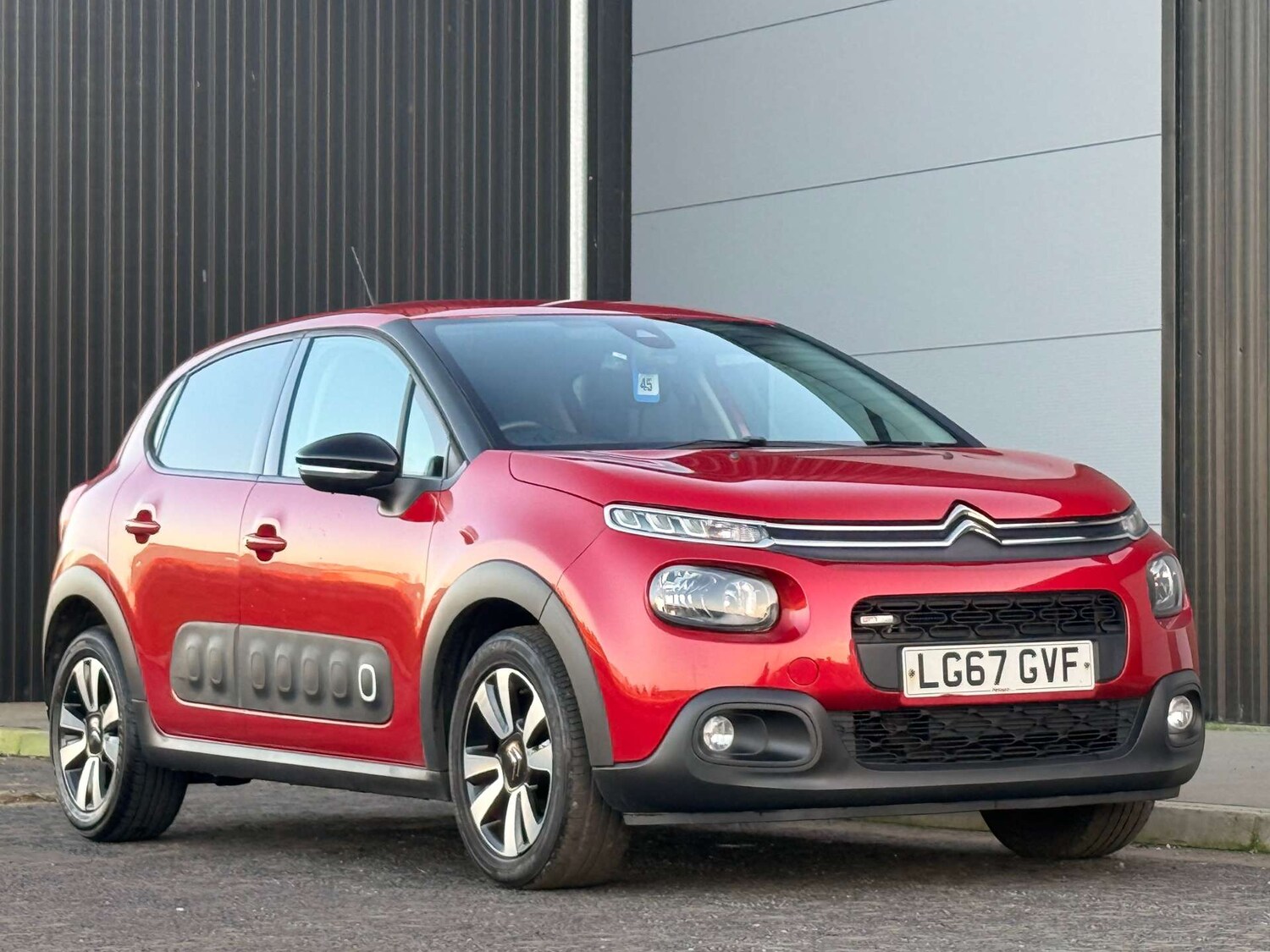 Used Citroen C3 2017 for sale - 76581930: Photo 1