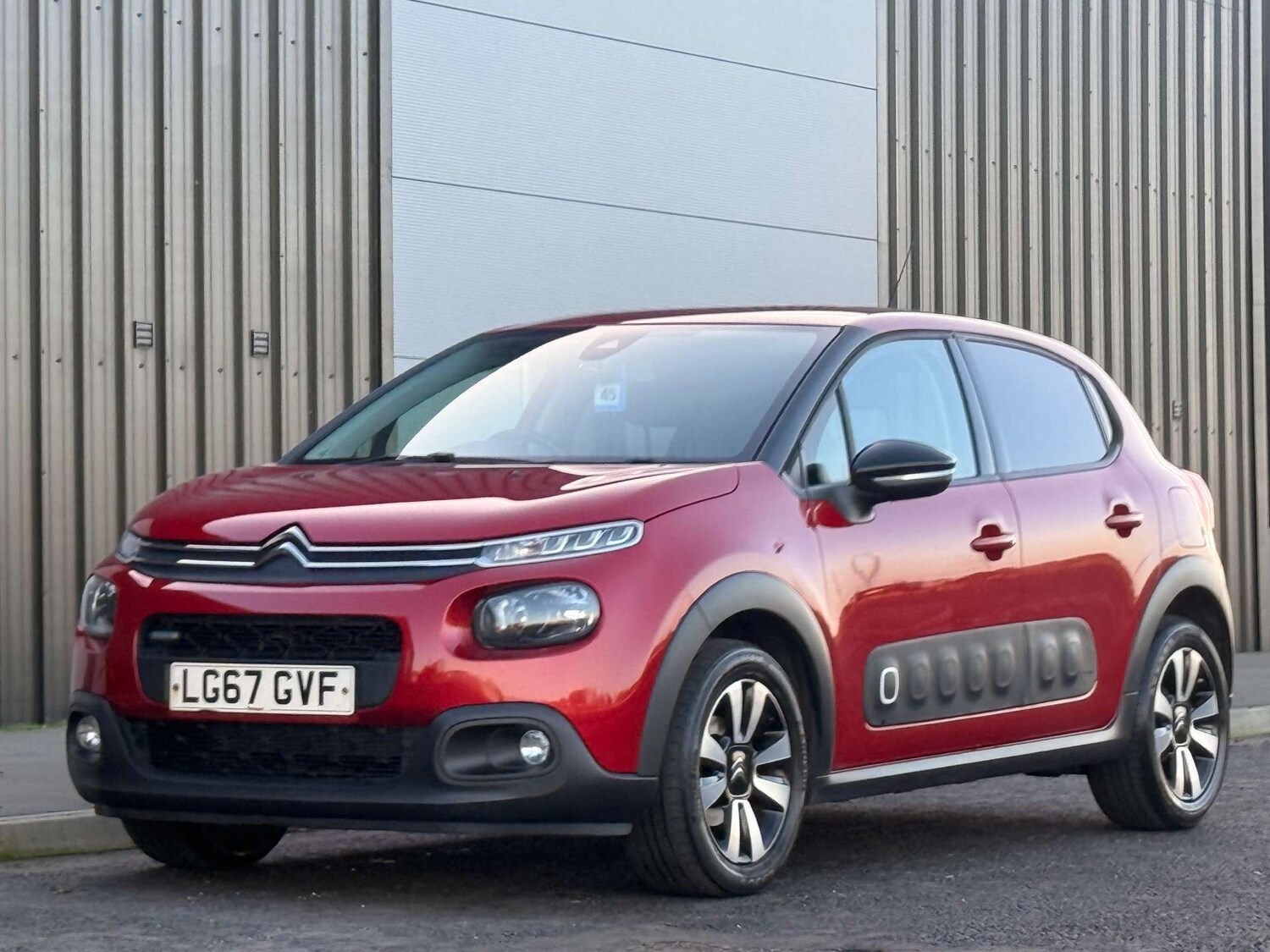 Used Citroen C3 2017 for sale - 76581930: Photo 3