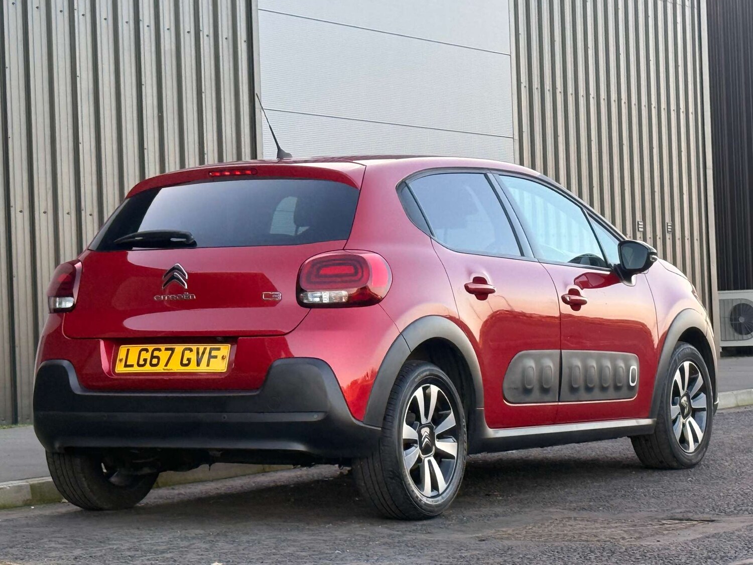 Used Citroen C3 2017 for sale - 76581930: Photo 5