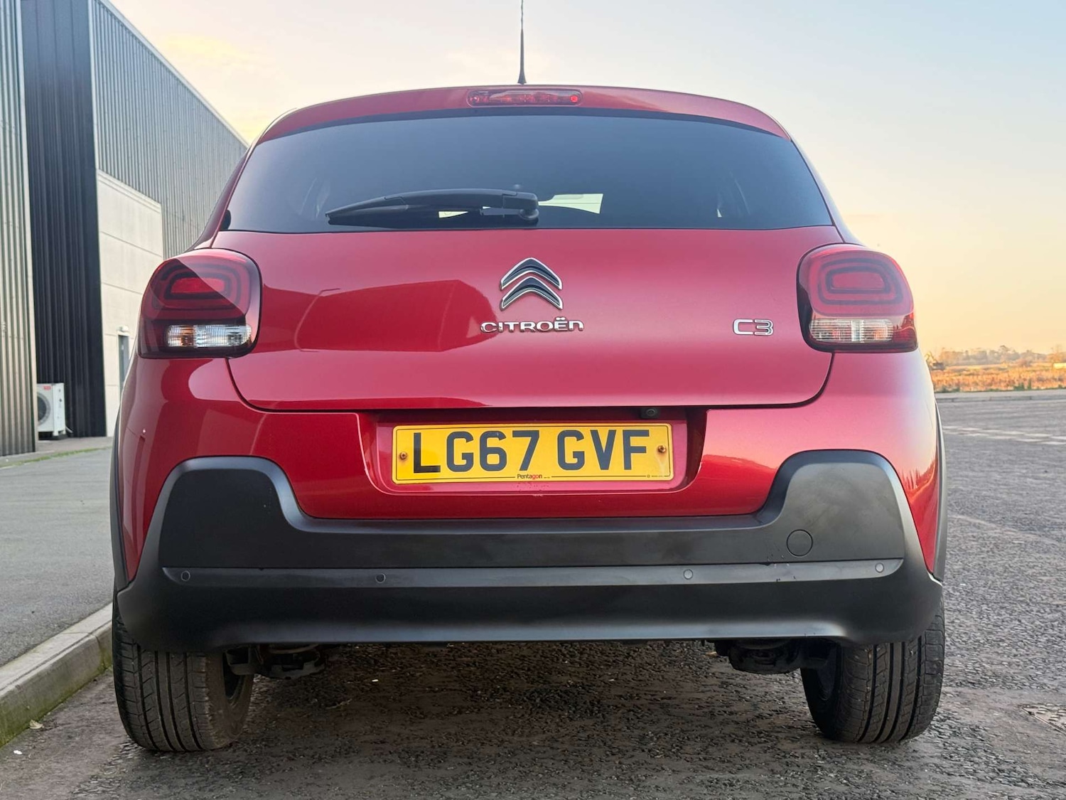 Used Citroen C3 2017 for sale - 76581930: Photo 7