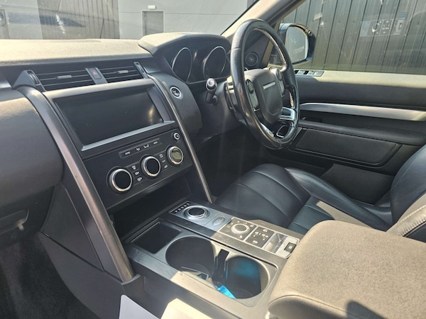Used Land Rover Discovery 2019 for sale - 74636099: Photo 2