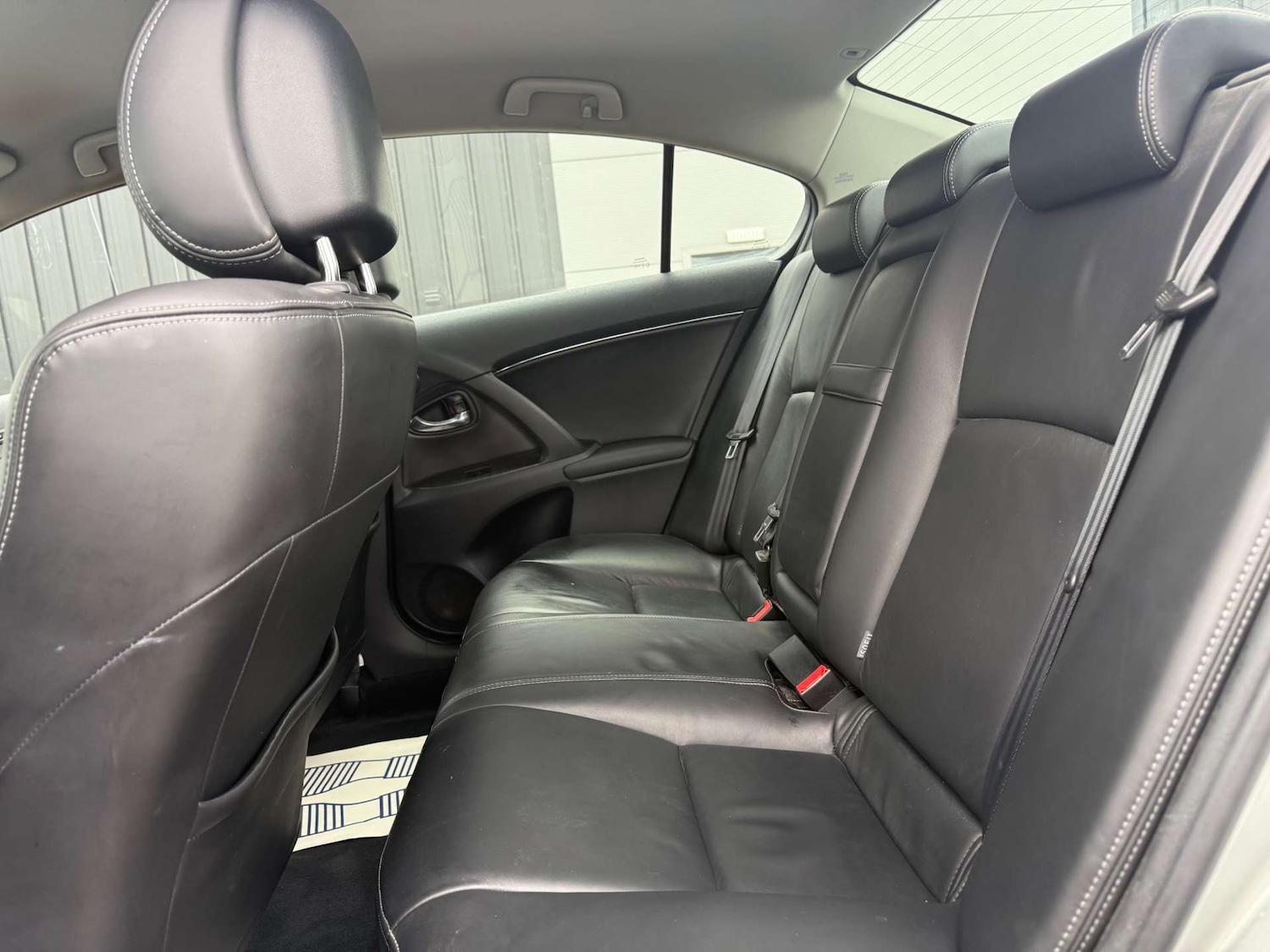 Used Toyota Avensis 2010 for sale - 74970882: Photo 14