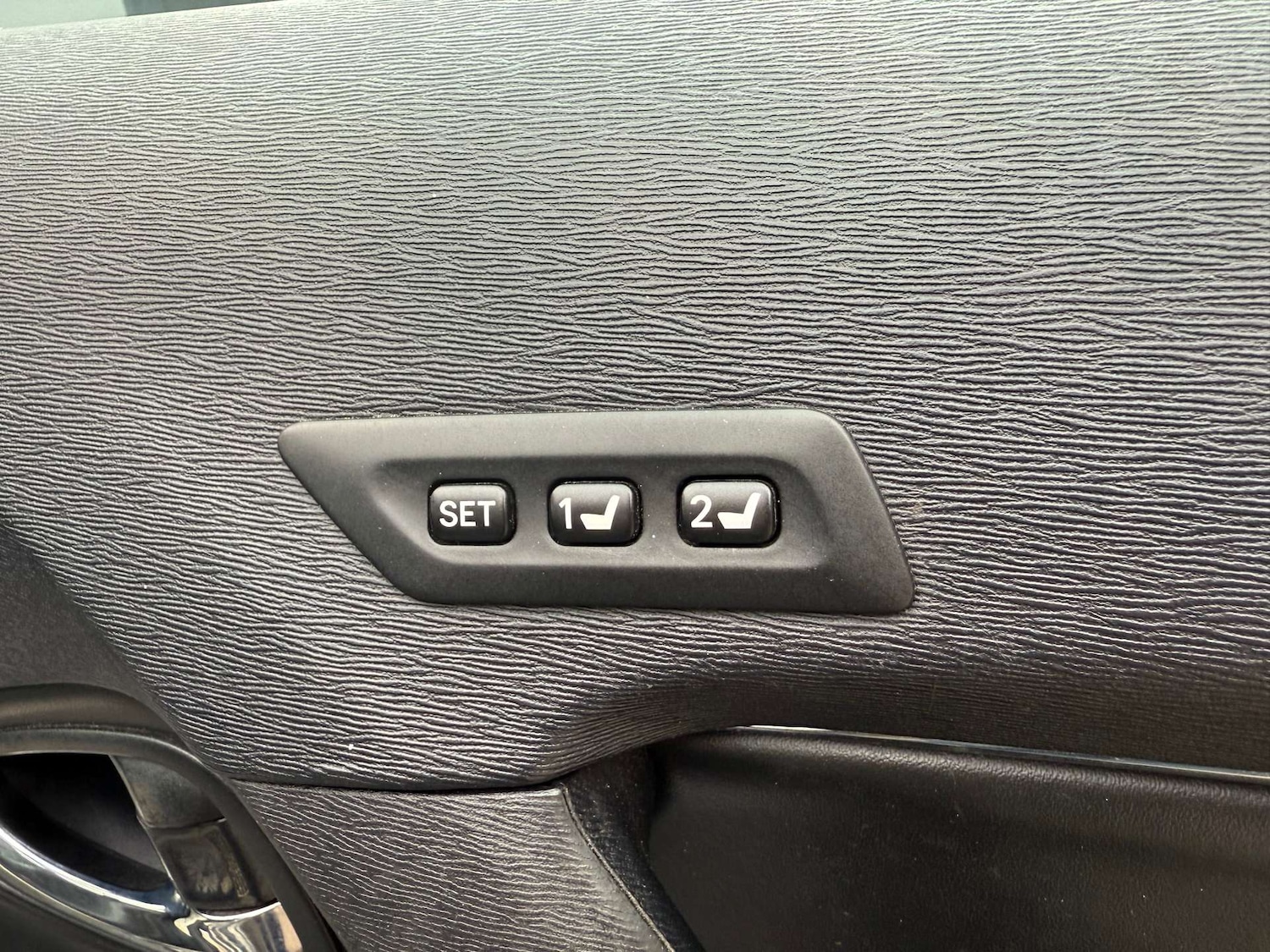 Used Toyota Avensis 2010 for sale - 74970882: Photo 15