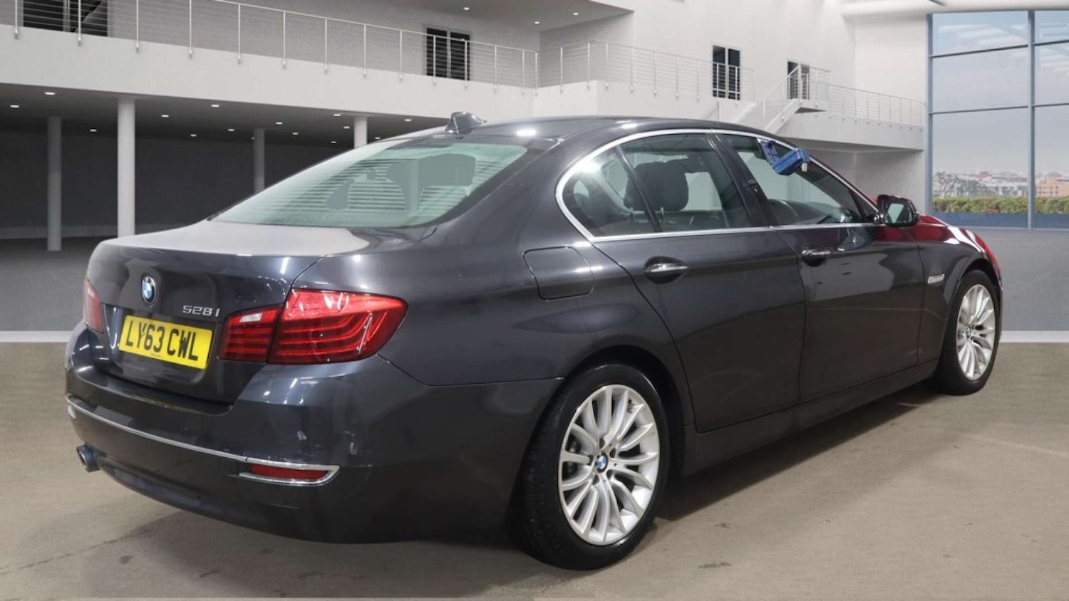 Used BMW 5 Series 2014 for sale - 77339222: Photo 4