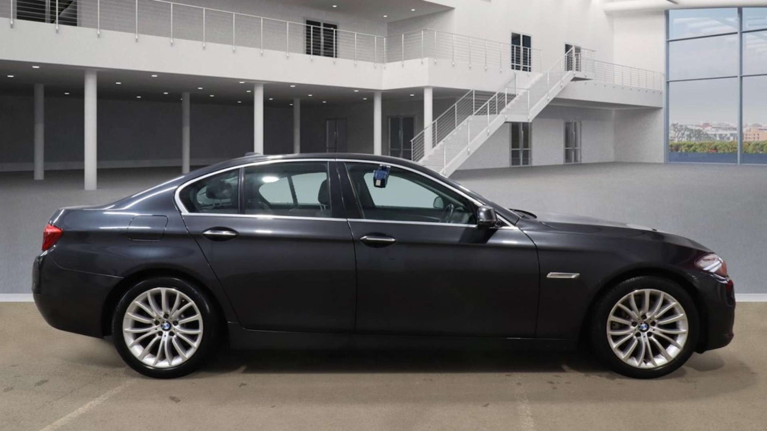Used BMW 5 Series 2014 for sale - 77339222: Photo 5