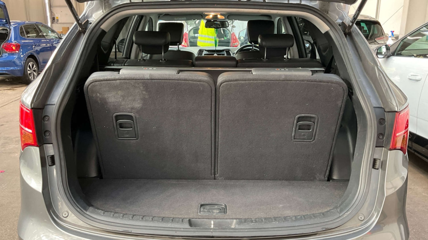 Used Hyundai Santa Fe 2016 for sale - 77981123: Photo 7