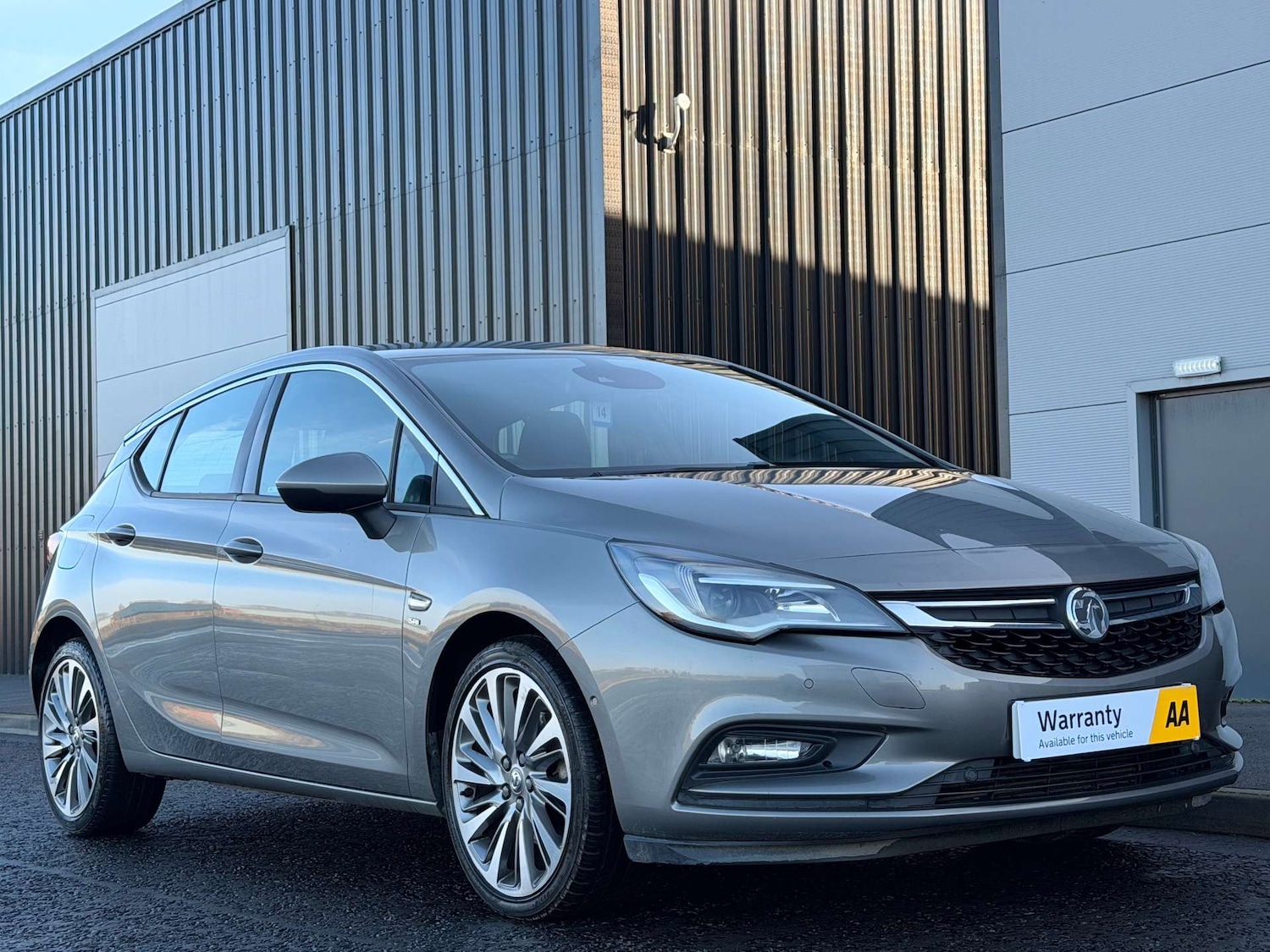 Used Vauxhall Astra 2016 for sale - 77736155: Photo 1