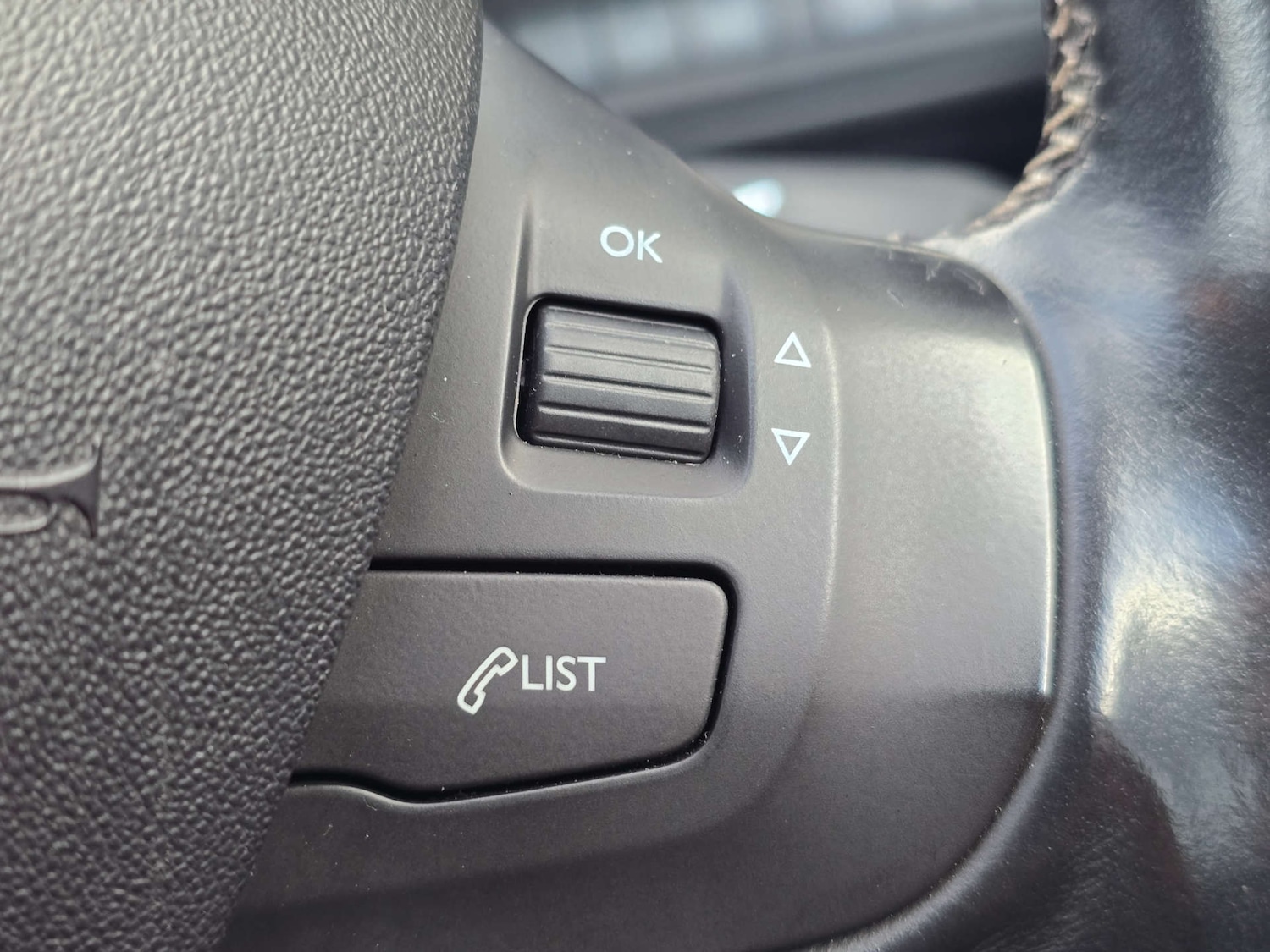 Used Peugeot 2008 2016 for sale - 76437912: Photo 19