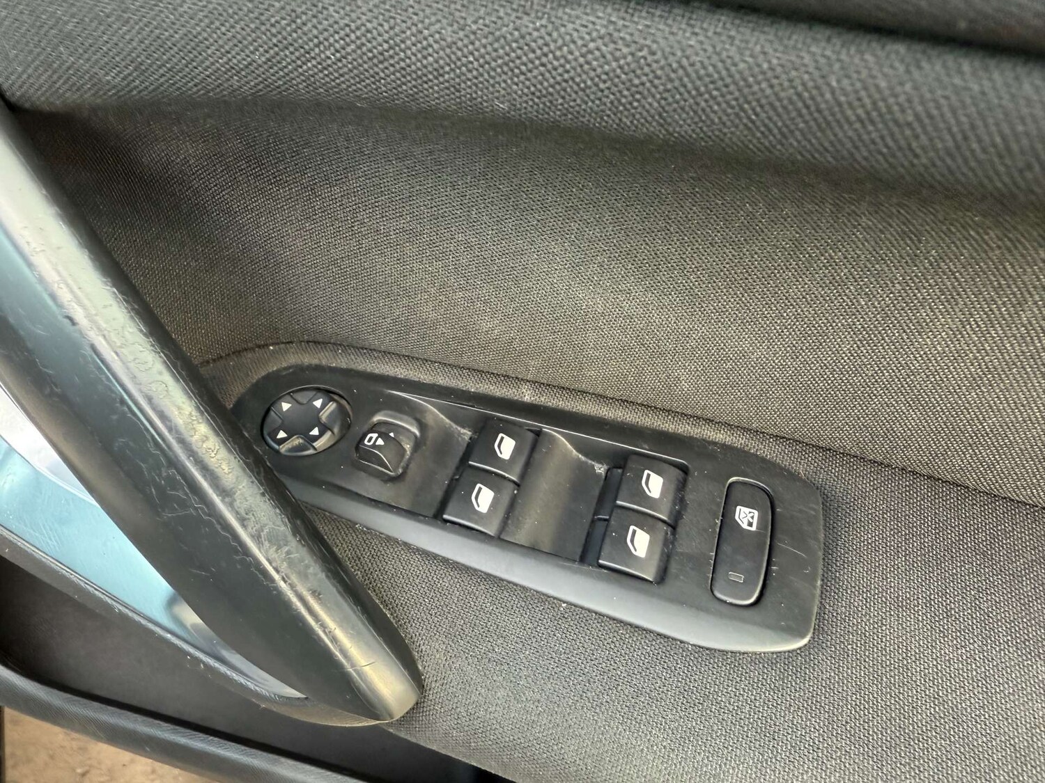 Used Peugeot 308 2016 for sale - 74971665: Photo 16