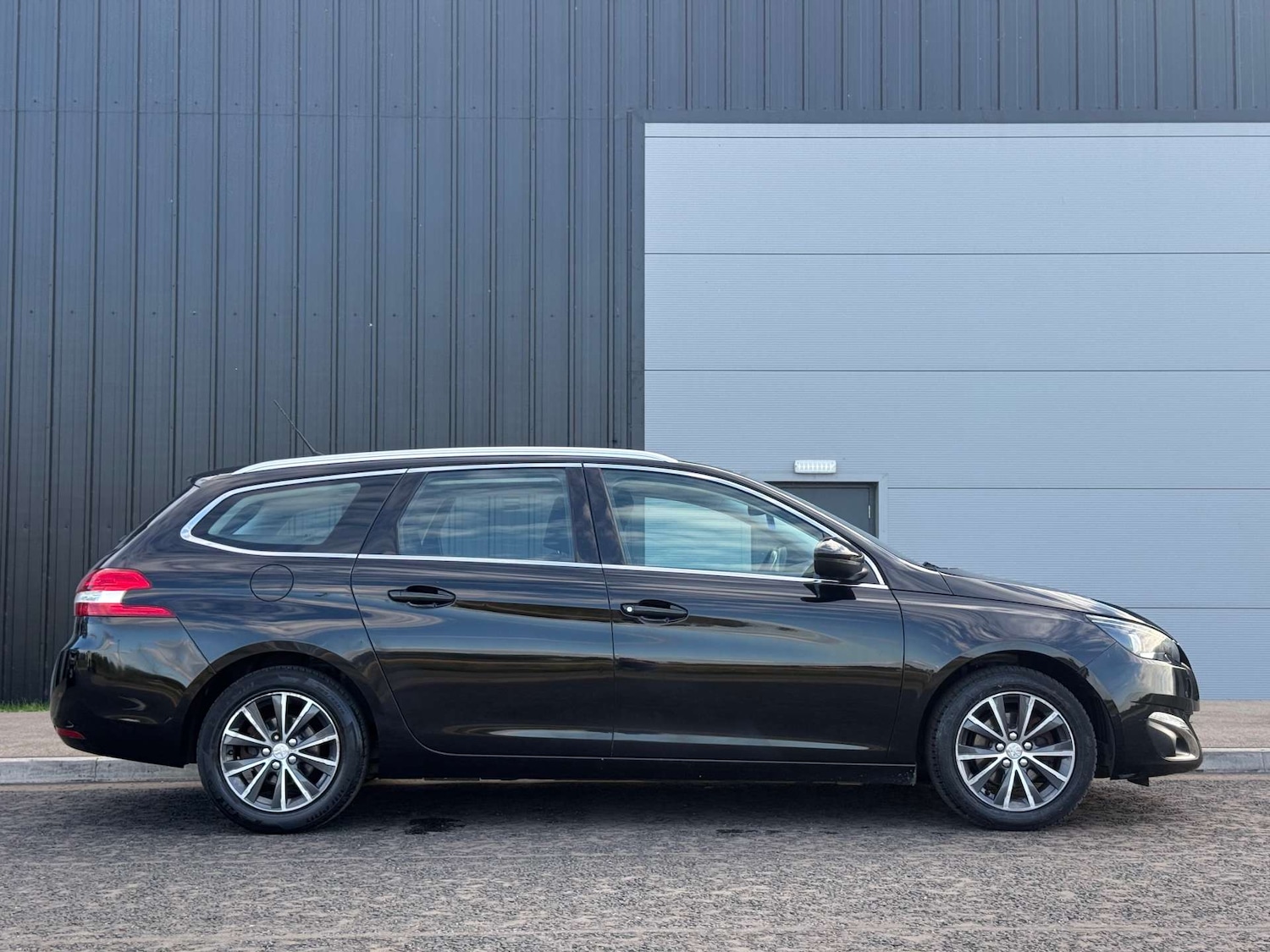 Used Peugeot 308 2016 for sale - 74971665: Photo 6