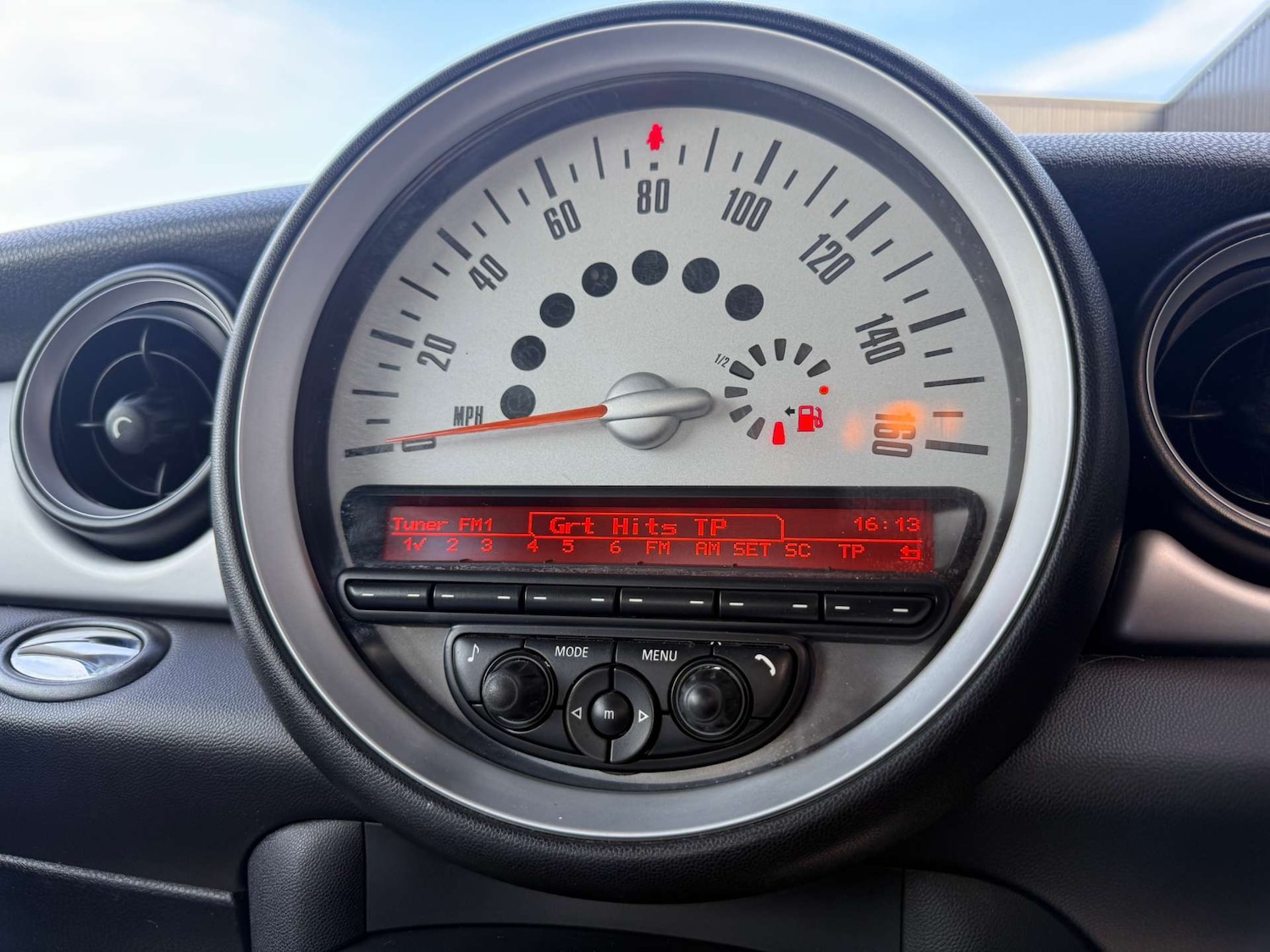 Used MINI Hatch 2011 for sale - 76159805: Photo 12