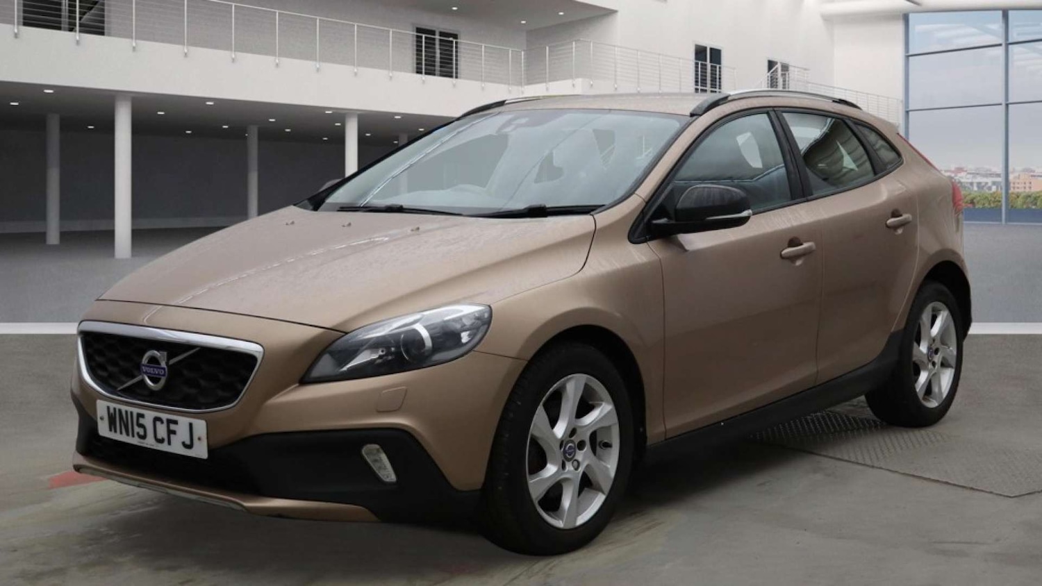 Used Volvo V40 2015 for sale - 77399252: Photo 8