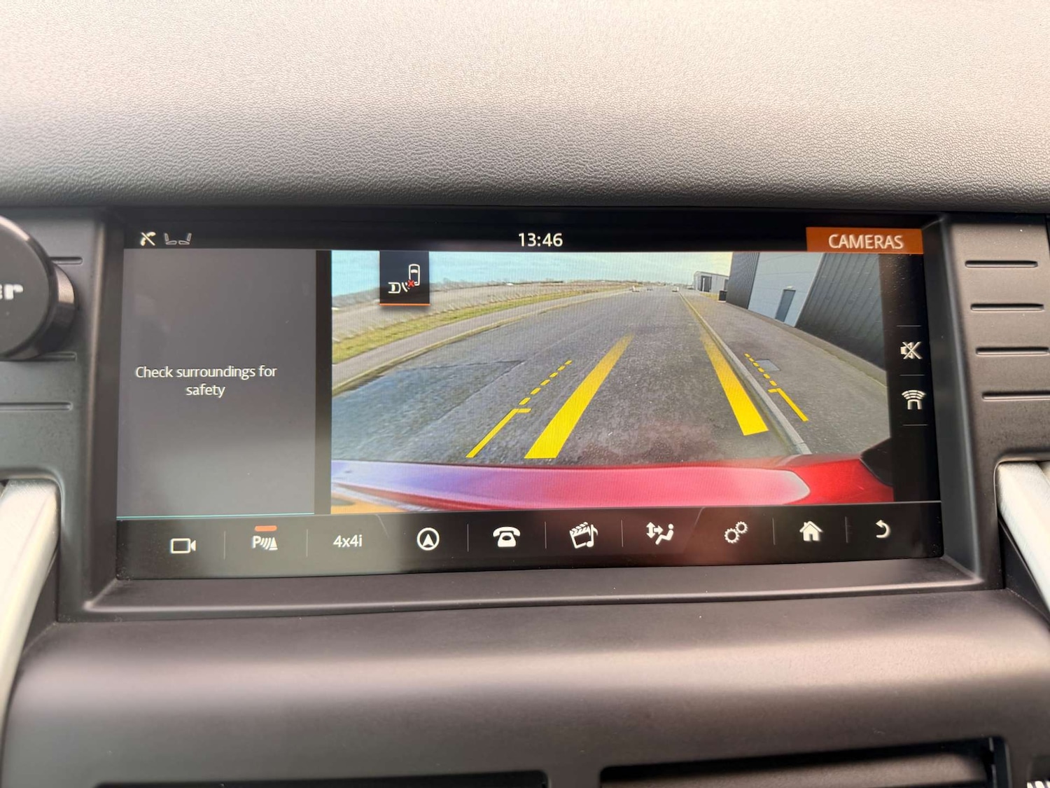 Used Land Rover Discovery Sport 2016 for sale - 77708247: Photo 13