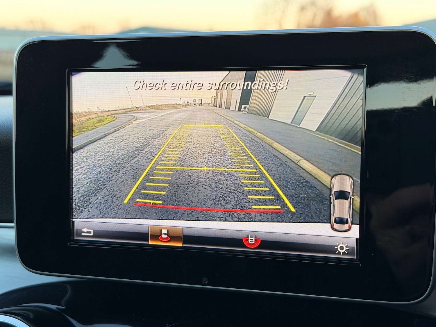 Used Mercedes-Benz C Class 2018 for sale - 76642999: Photo 15