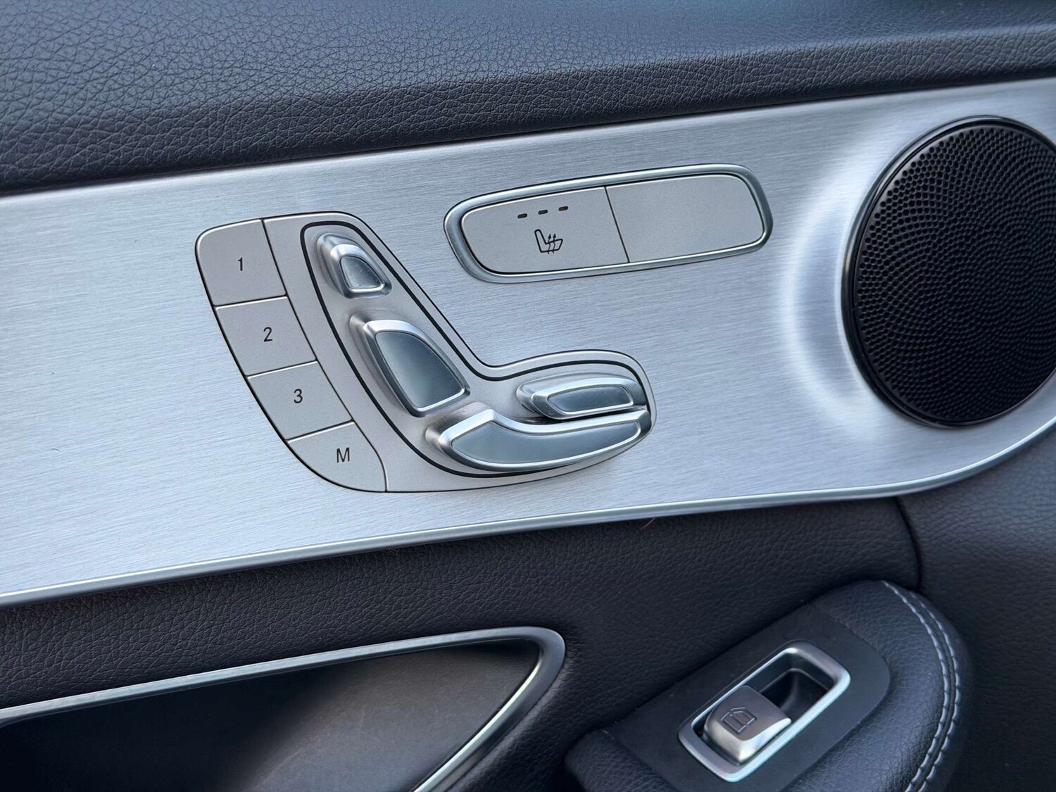 Used Mercedes-Benz C Class 2018 for sale - 76642999: Photo 20